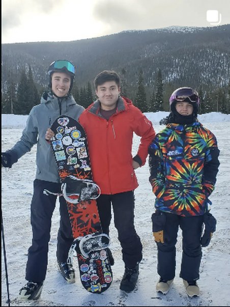 Snowboarding with friends