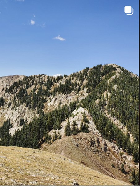 Solo ridge trail hike